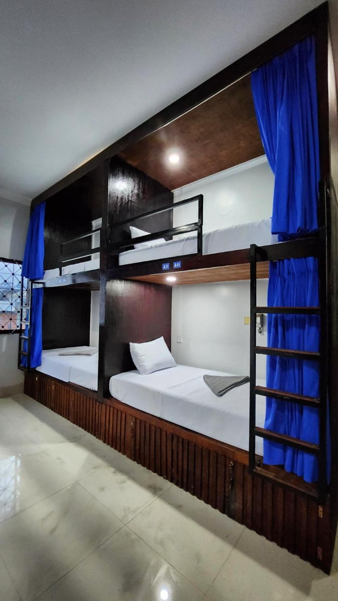 The Blue Guest House Battambang Eksteriør billede