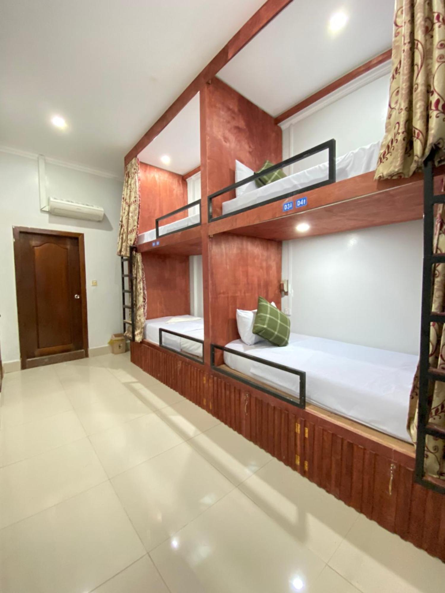 The Blue Guest House Battambang Eksteriør billede