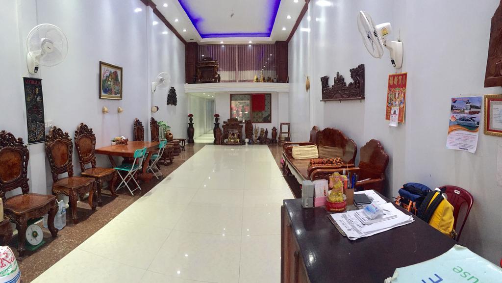 The Blue Guest House Battambang Eksteriør billede